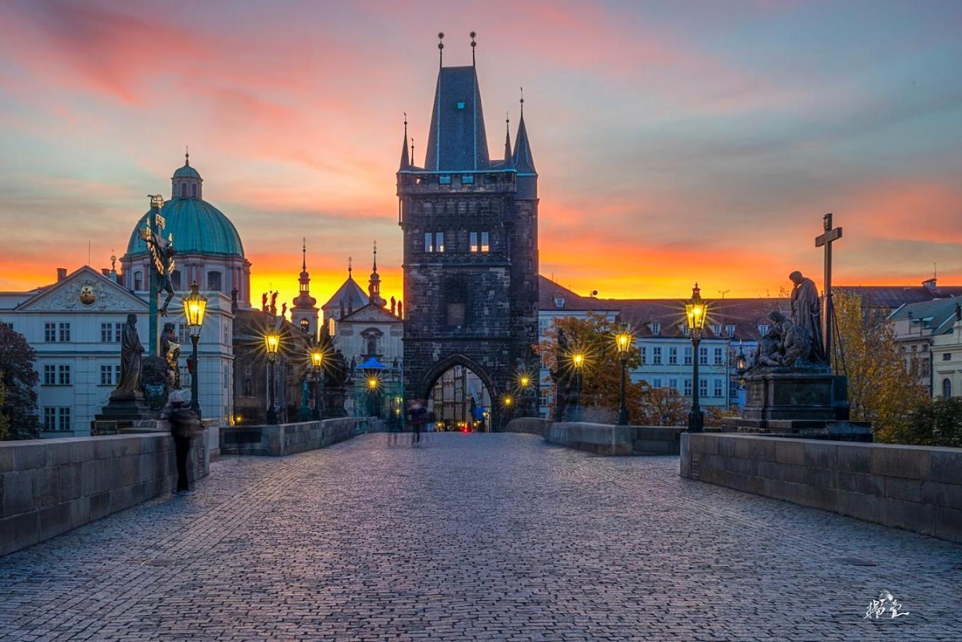 Lyly Apartment - Modern Apartment With Free Parking - Prague — Fotky 3